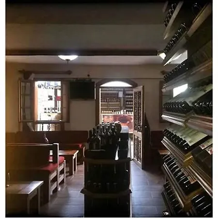 Kalispera בית הארחה *